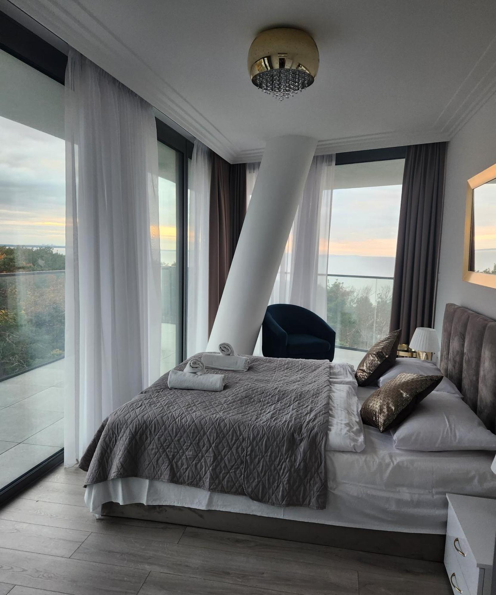 Apartament Mieta เมียนซิดดรอแย ภายนอก รูปภาพ